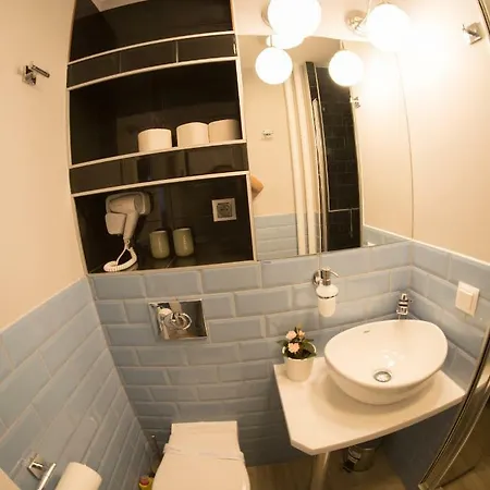 Grzybowska 9 Varsovia