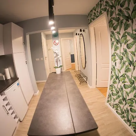 Grzybowska 9 Varsóvia