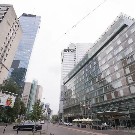 Apartman Grzybowska 9 Varsó